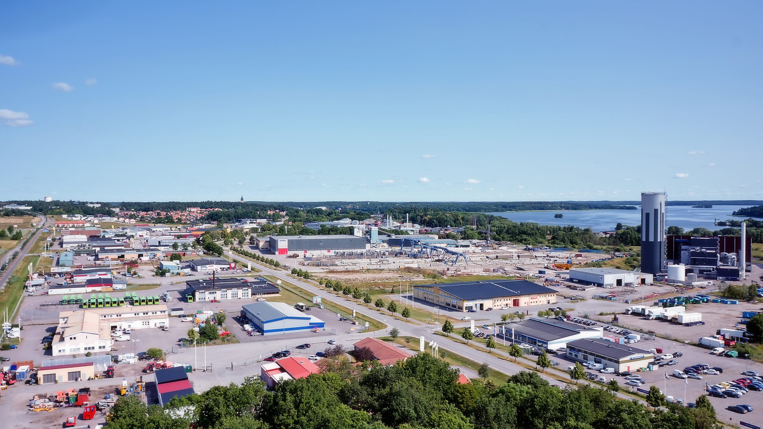 Flygfoto över företag vid Kilenkrysset Högupplöst flygfoto över företag och verksamhetsområde vid Kilenkrysset.